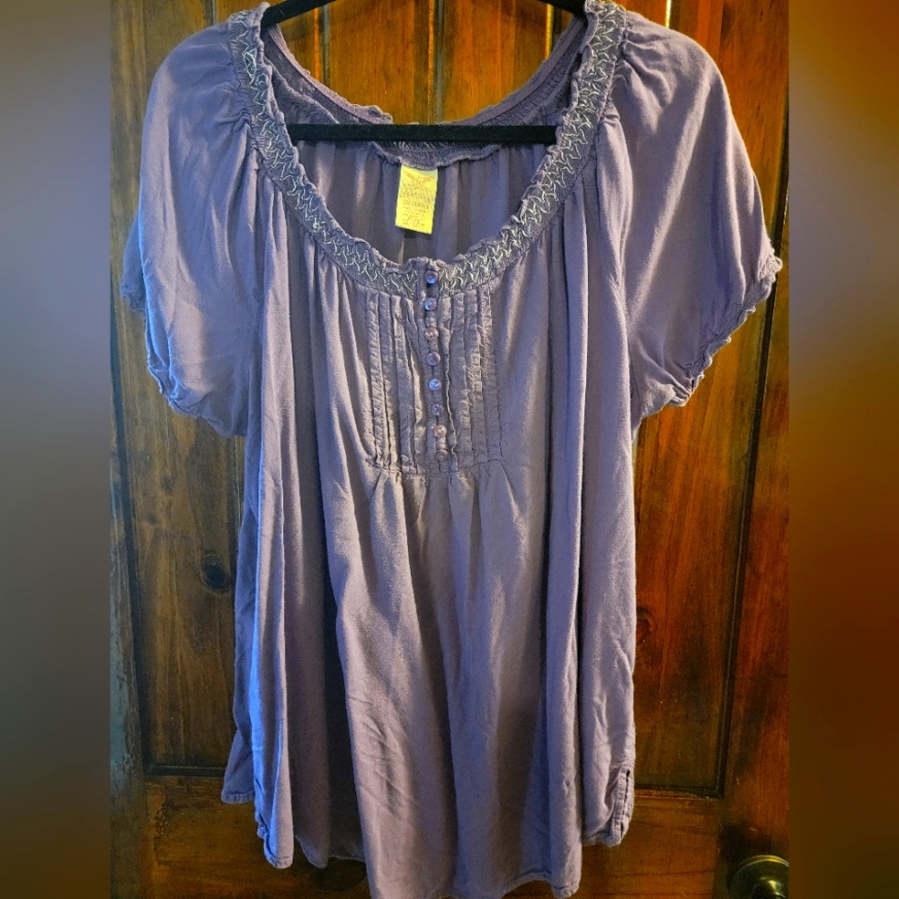 Women's Top